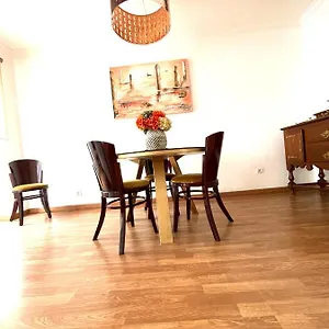 https://mau-mau-in-lisbon.hotels-lisbon-portugal.com